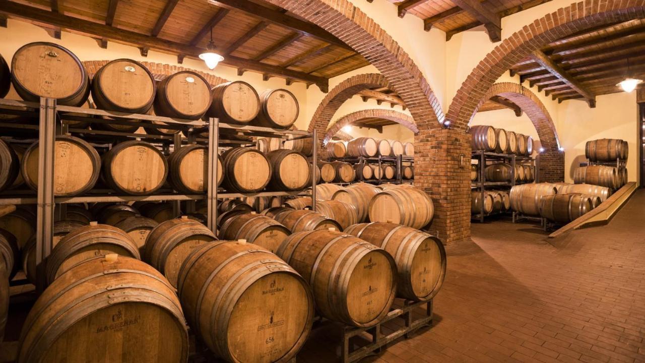 黎莱斯圣塔阿纳斯塔西娅酒店 卡斯特布奥诺 外观 照片